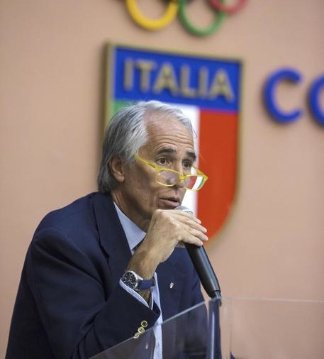 Roma 2024, Raggi replica a Renzi: Roma 2024, Raggi replica a Renzi:
