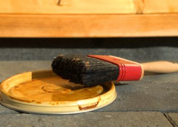 Come ridipingere casa senza sporcare il pavimento