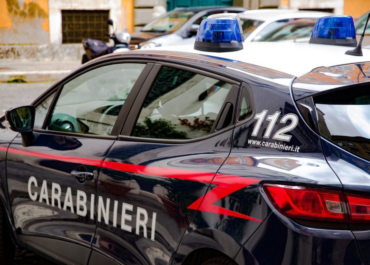 Avellino: Writers nella stazione ferroviaria