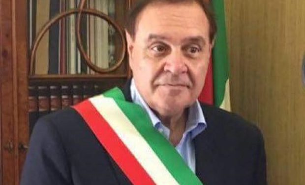 Benevento:  Clemente Mastella si è dimesso da sindaco