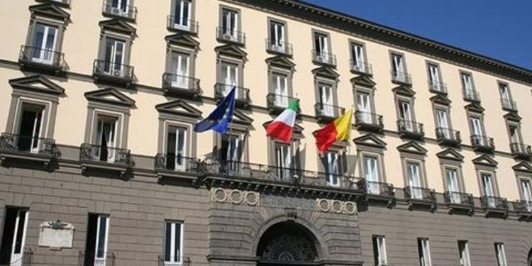 De Magistris – Panini – Galiero incontrano gli artigiani di San Gregorio Armeno