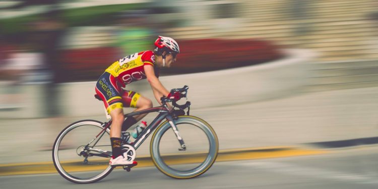 Ciclismo e sponsorizzazioni. Il caso del Team Bridge Lane