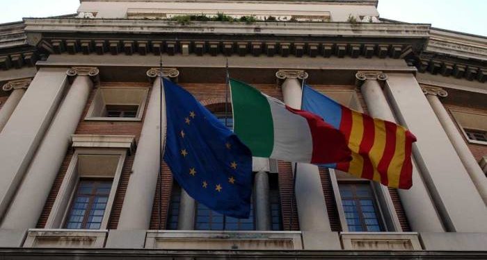 Da lunedì 6 luglio è attivo lo Sportello telematico polifunzionale del Comune di Salerno