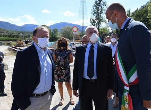 Sopralluogo alla discarica di Parapoti: De Luca: Bonifica storica dopo dodici anni