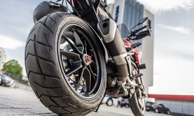 Ducati Monster, la moto icona di Ducati