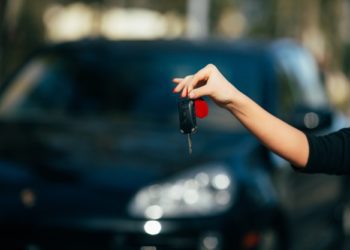 Perché scegliere un noleggio auto con conducente