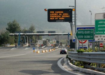 A16 Napoli – Canosa: Chiusa per una notte l’area di servizio Mirabella Nord
