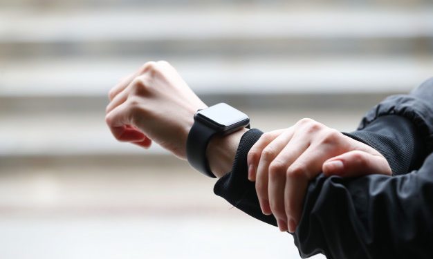 Smartwatch multifunzione: ecco XW 6.0