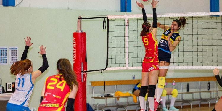 Inizia il campionato, Accademia ancora spettatrice