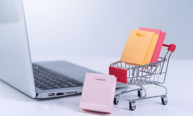 Come cambia lo shopping online: le nuove frontiere dell’e-commerce