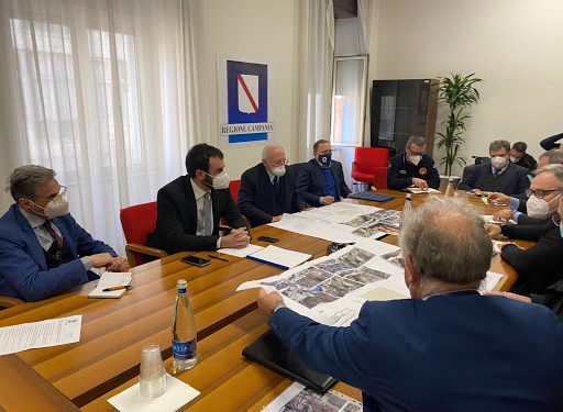 Frana di Amalfi, ripristino in 90 giorni. De Luca:” La regione garantirà i fondi necessari”.