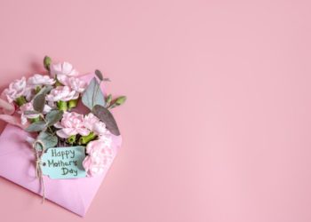 Cosa regalare per la festa della mamma?