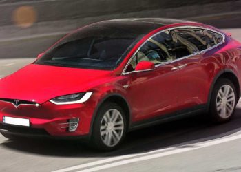 Tesla boom: l’auto che tutti vogliono