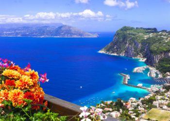 Dalla regione Campania 15 milioni per il sostegno al comparto turistico