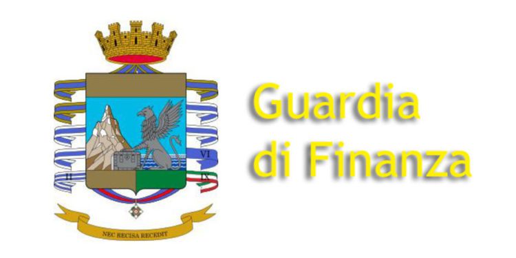 Eseguite misure cautelari nei confronti dei rappresentanti legali di due centri diagnostici