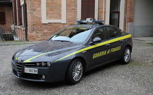 Maxi frode nel settore dei prodotti petroliferi – Sequestrati beni per circa 24 milioni di euro