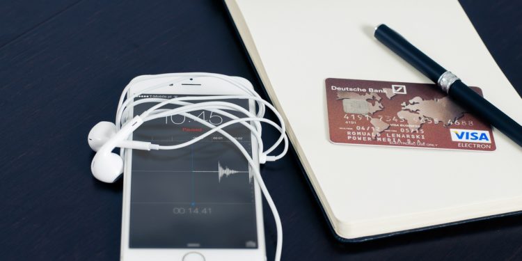 Comprare online: sempre più facile ma sempre più difficile