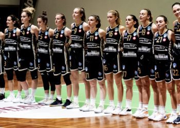 Parking Graf Crema corsara sul campo di Torino Teen Basket