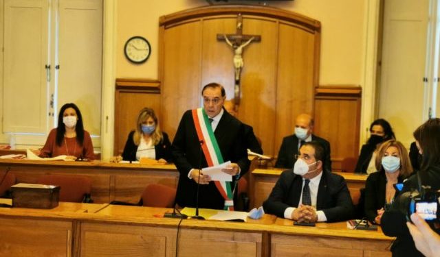 Renato Parente è stato eletto presidente del Consiglio comunale, la vicepresidenza a Marialetizia Varricchio