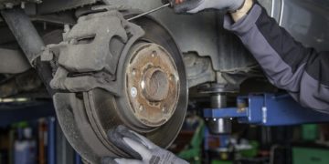 Come mantenere e aiutare le pastiglie dei freni a durare più a lungo