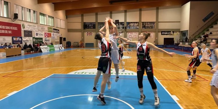 Il CUS Cagliari tiene testa alla capolista