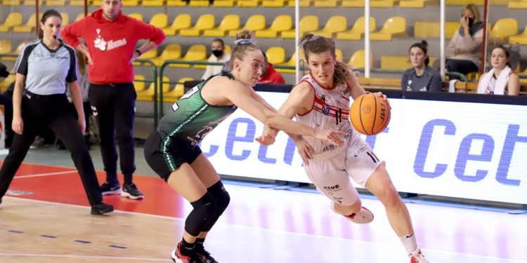 La tripla doppia di Blake Dietrick: testa e cuore sul parquet della Gesam Gas E Luce Lucca