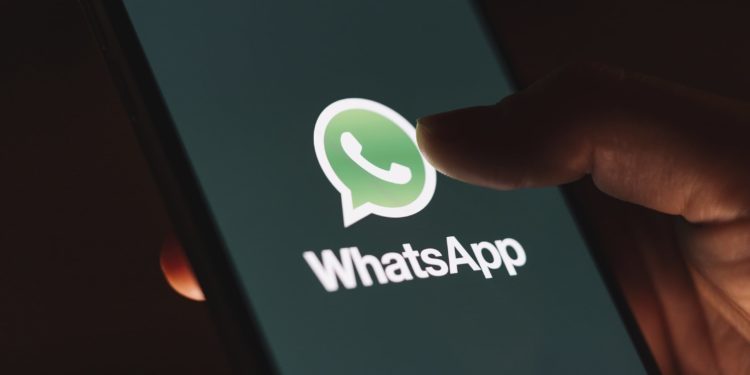 Messaggi WhatsApp, quale linguaggio utilizzare?