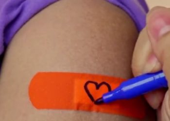 Covid-19, obbligo vaccinale dai 50 anni di età