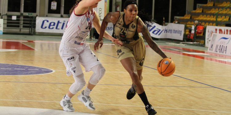 La Molisana Magnolia Campobasso, rientro con mille emozioni: il finale però sorride a Lucca