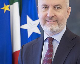 Ucraina, Guerini: “da domani l’Italia potenzierà la propria presenza in Romania raddoppiando il numero dei mezzi aerei già operanti nell’attività di airpolicing”