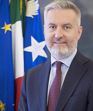 Ucraina, Guerini: “da domani l’Italia potenzierà la propria presenza in Romania raddoppiando il numero dei mezzi aerei già operanti nell’attività di airpolicing”