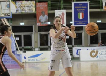 Famila Schio passa al PalaTagliate contro una rimaneggiata Lucca