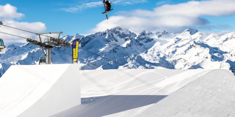 Leo Landroe e Zoe Van Essen sono i World Rookie Freeski Champion 2022