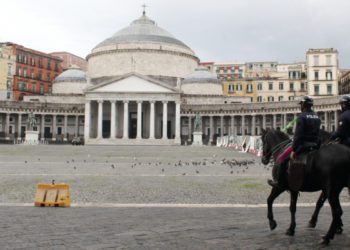 Napoli, attivato il coordinamento per l’accoglienza dei profughi ucraini