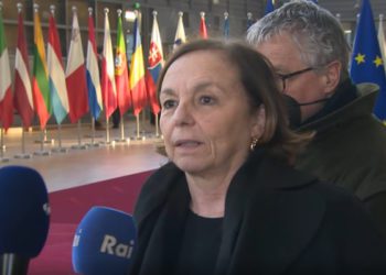 Lamorgese a Bruxelles: soddisfatti per decisione di applicare direttiva su protezione temporanea per i profughi ucraini
