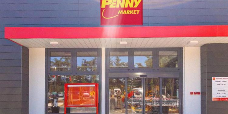 Ucraina, Caldarella (Penny Market): “No allarme scaffali vuoti per noi, olio girasole non manca”