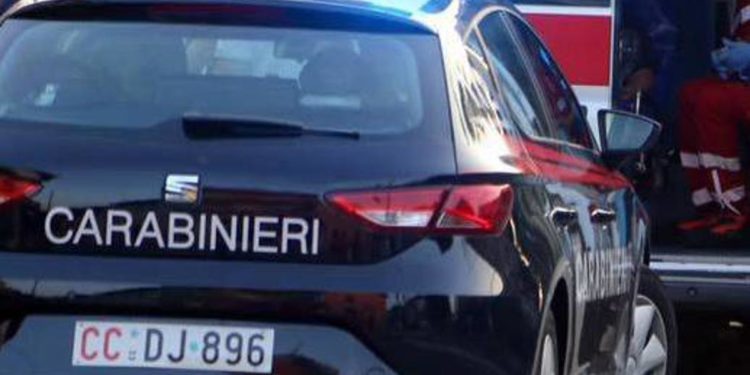 Napoli, bimbo di 2 anni muore incastrato nel trattore guidato dal padre