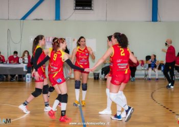 Accademia-Volare, derby con vista play off