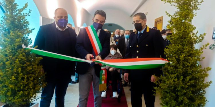 Atripalda, l’intitolazione del Comando di Polizia Municipale al compianto tenente Colantuoni