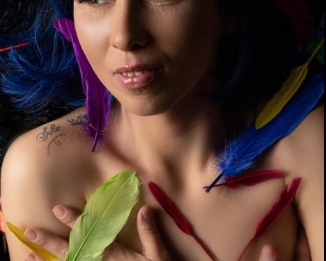 ‘Un tempo per volare’, la canzone di JOIA B  in cui racconta la sua storia