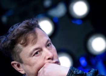 Twitter, azionisti lanciano causa contro Elon Musk