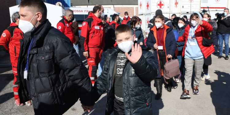 Crisi Ucraina: sono 100.306 i profughi arrivati finora in Italia