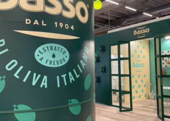 Olio Basso, presentato al Cibus il nuovo packaging omaggio al territorio e ad una storia lunga oltre cento anni