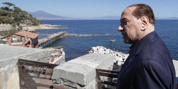 Berlusconi: “Ucraina aggredita, va aiutata. Noi con Occidente”