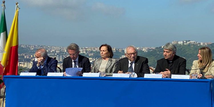 Lamorgese: i ragazzi che si allontanano dalla scuola sono vittime della società