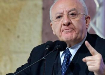 Referendum, De Luca: “E’ stato demenziale, strumento va gestito seriamente”