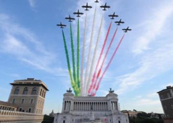 2 giugno, Mattarella: “Italia impegnata per la pace”