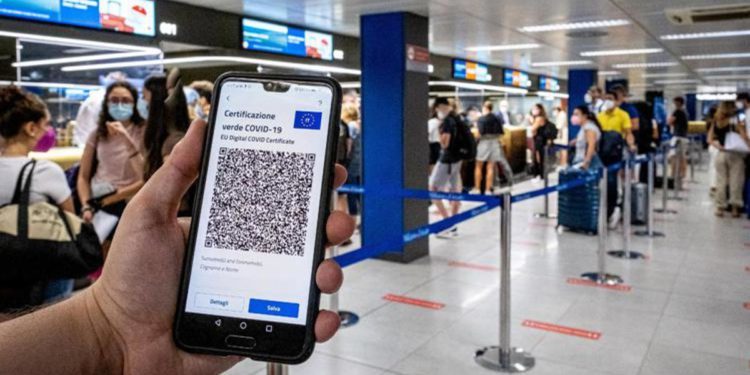 Green Pass prorogato fino a giugno 2023, accordo Ue