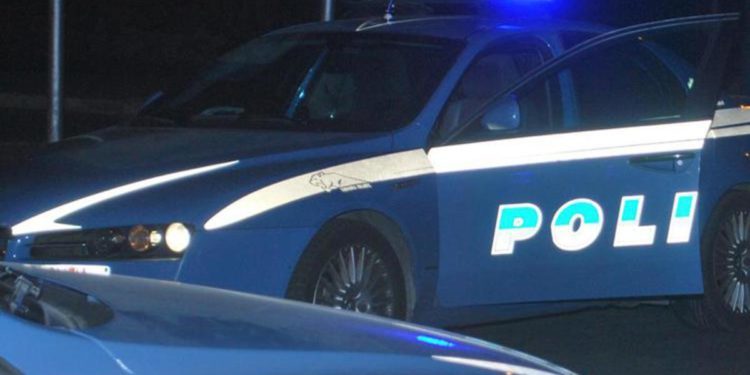 Napoli, baby criminali sparano a poliziotti