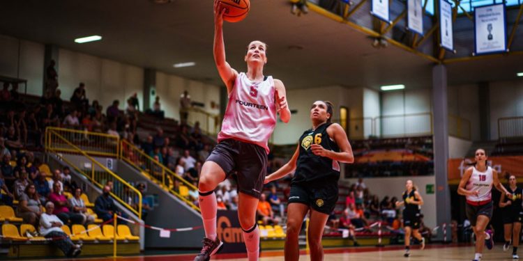 Prima amichevole al PalaRomare, il Famila Wuber bissa il successo con le Lupe